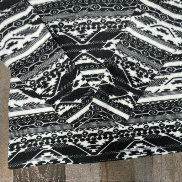 Eddie Bauer Quarter Zip Fleece Pullover Black and White size Medium - Picture 5 of 12